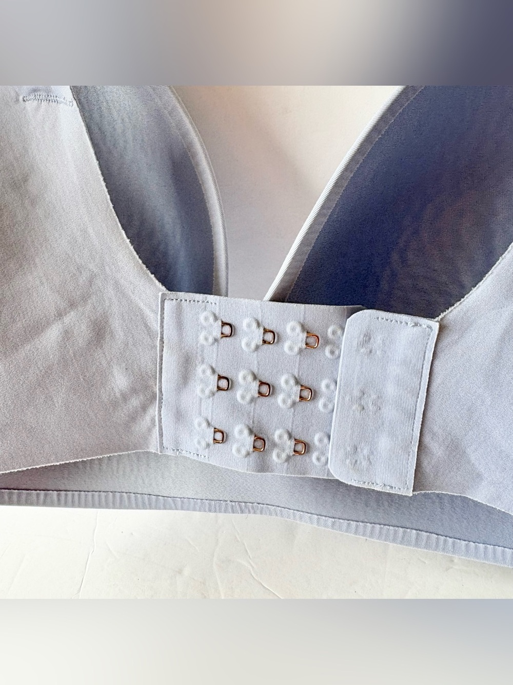 Le Mystere Light Blue Smooth Shape 360 Wireless Bra - Picture 4 of 6